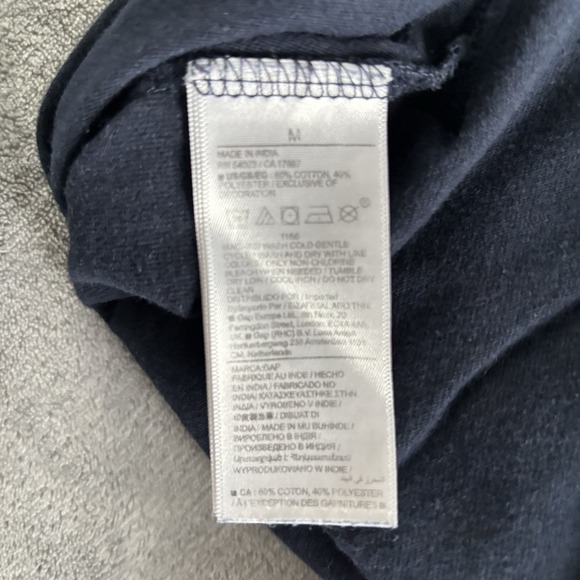 Gap T-shirt Men Sz Medium 1 Navy & 1 Gray Logo Short Sleeve Cotton Crew Neck - Picture 7 of 10